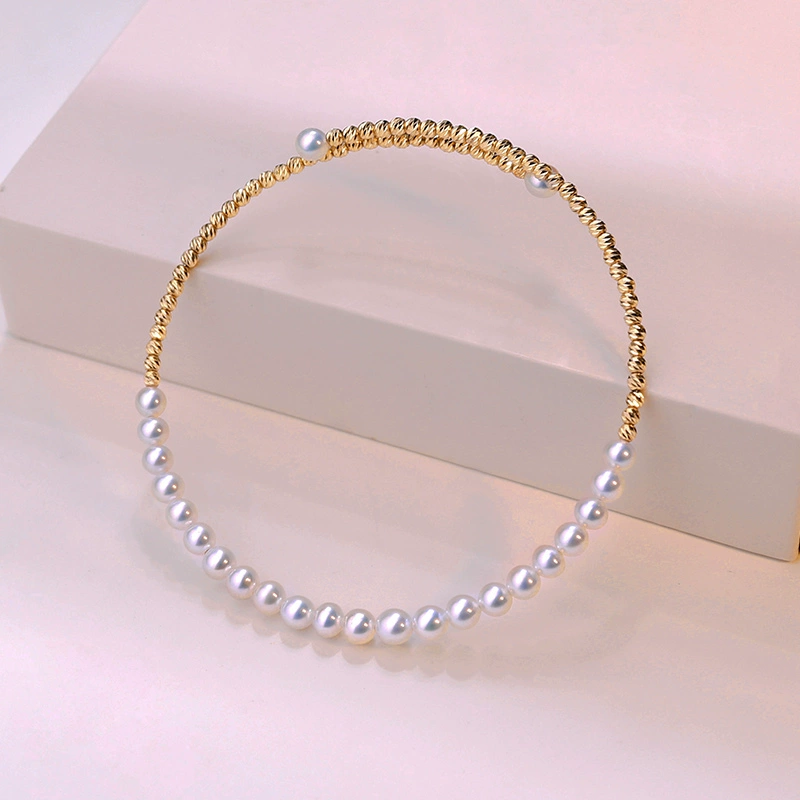 Akoya Baby Pearl Bracelet in 18K Gold