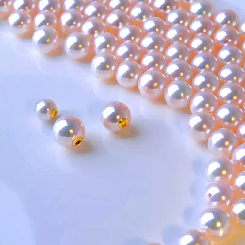 Akoya Sliding Single-Pearl Pendant Choker in 18K Yellow Gold