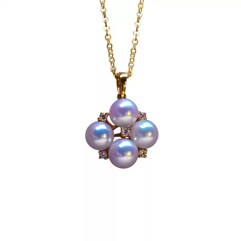 Akoya Multi-Pearl Pendant Choker in 18K Gold