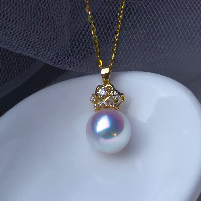 Akoya Pearl Pendant Choker in 18K Gold