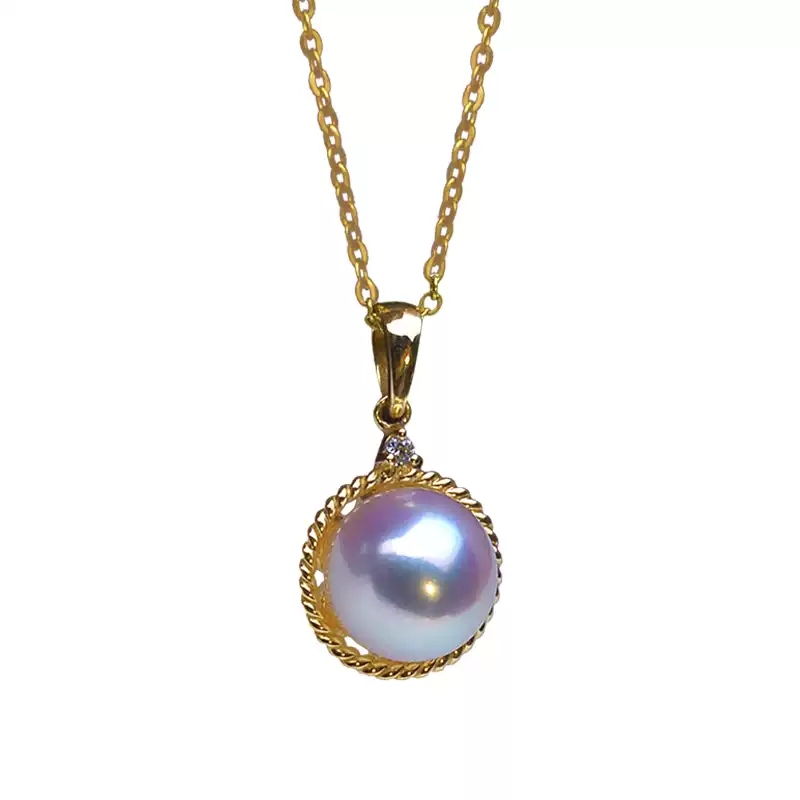 Hanadama Akoya Pearl Pendant Necklace in 18K Gold