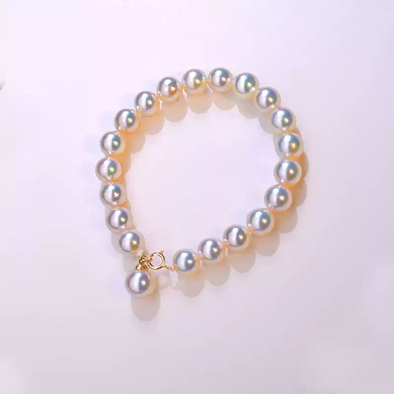 Akoya Pearl Bracelet in 18K Gold