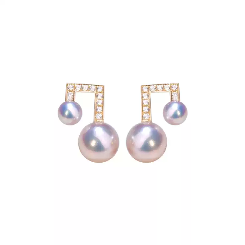 Akoya Pearl Stud Earrings in 18K Yellow Gold with 4-7.5 mm Pearls
