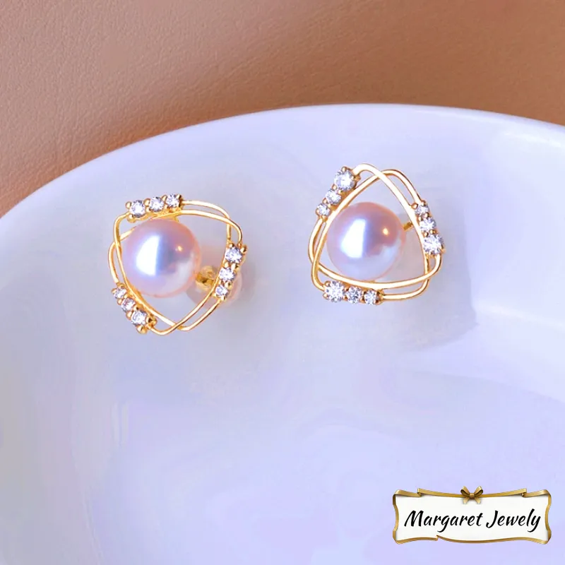 Hanadama Akoya Pearl Stud Earrings in 18K Yellow Gold