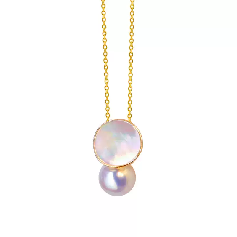 Akoya Pearl Pendant Necklace in 18K Gold