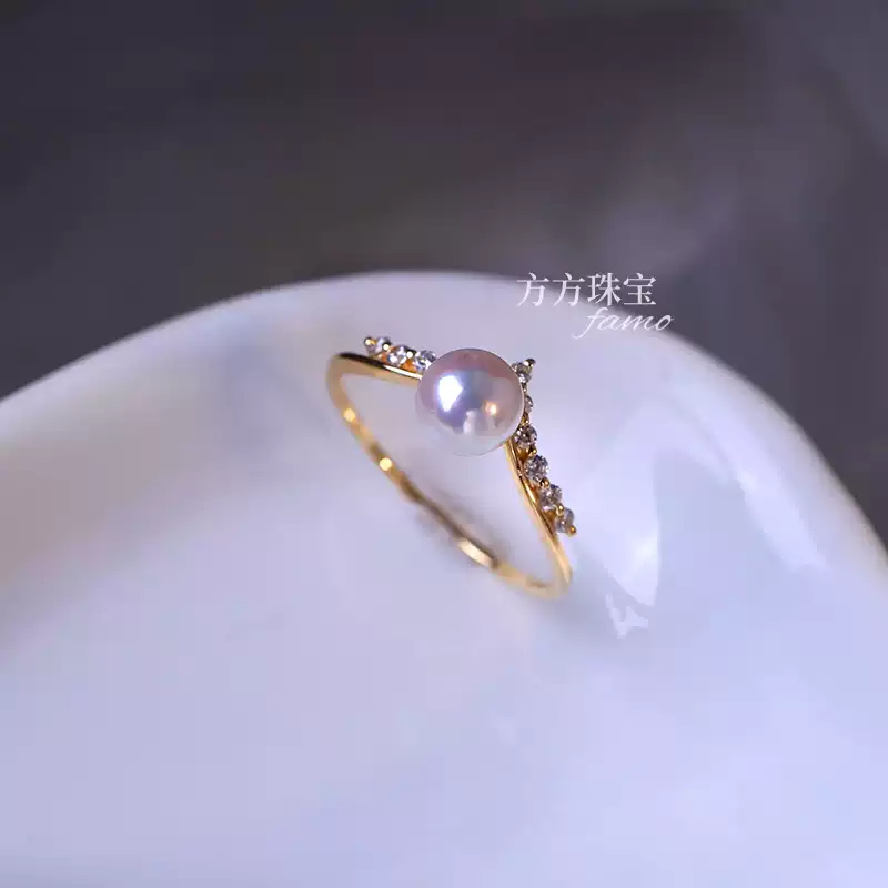 Hanadama Akoya Baby Pearl Ring in 18K Gold