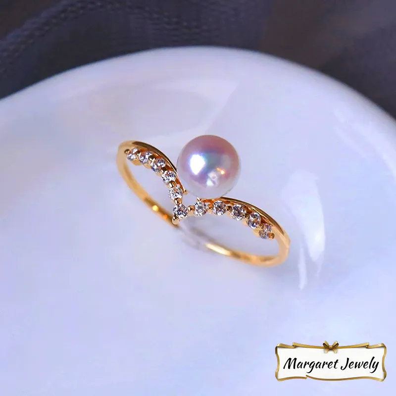Hanadama Akoya Baby Pearl Ring in 18K Gold
