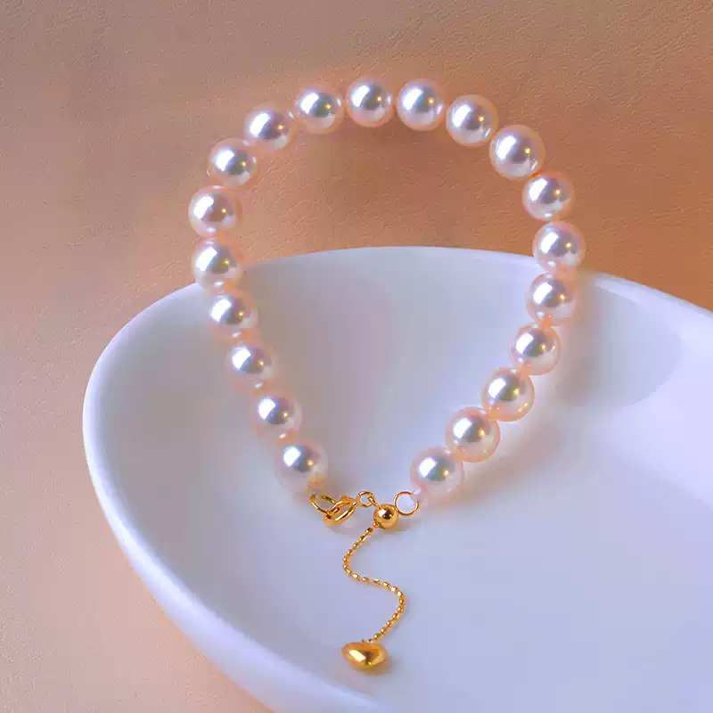 Akoya Light Bulb Heart Pearl Bracelet in 18K Gold