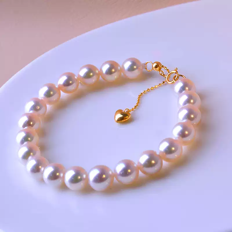 Akoya Light Bulb Heart Pearl Bracelet in 18K Gold