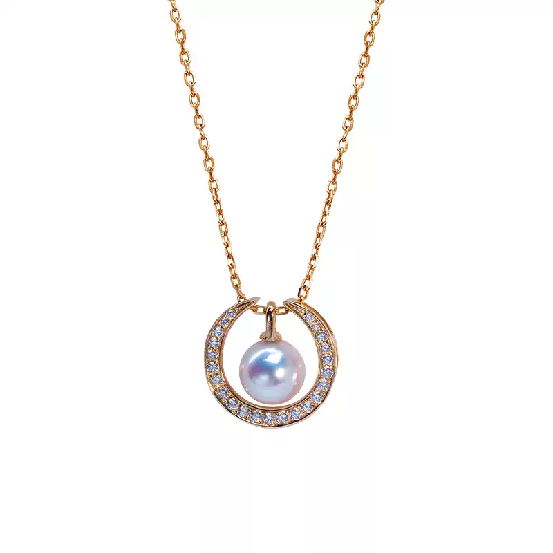 Akoya Pearl Pendant Necklace in 18K Gold with 6-7.5 mm Pearls