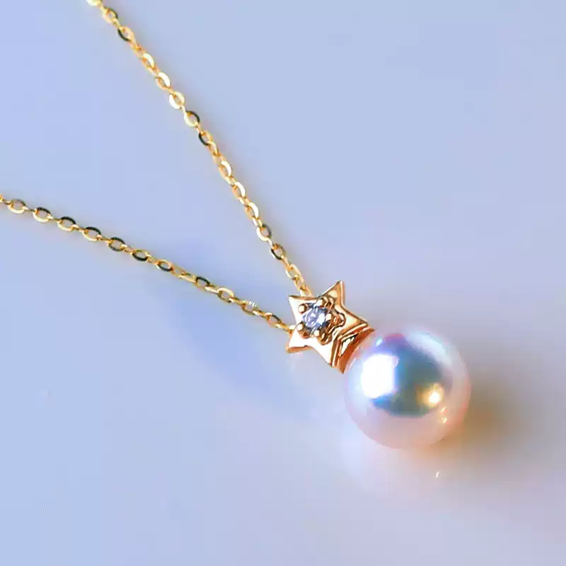 Hanadama Akoya Pearl Pendant Choker in 18K Yellow Gold