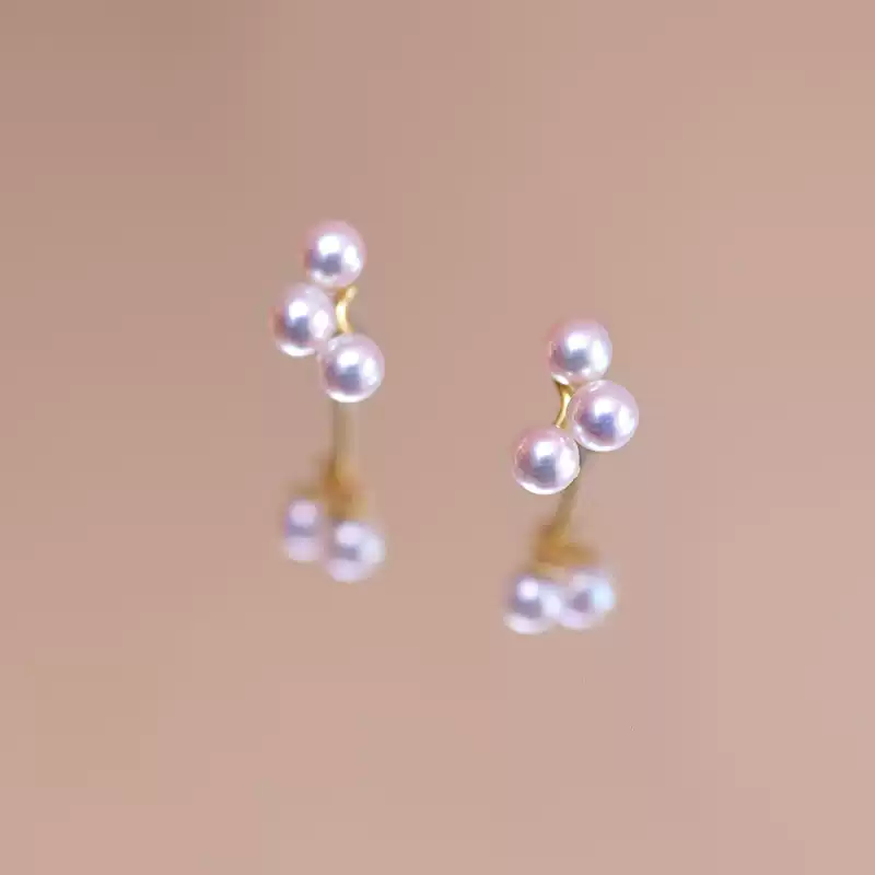 Akoya Multi-Pearl Stud Earrings in 18K Yellow Gold