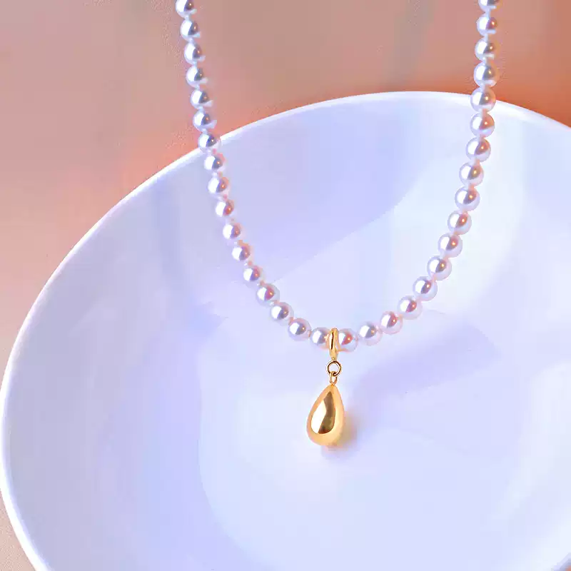 Akoya Baby Pearl Necklace in 18K Gold