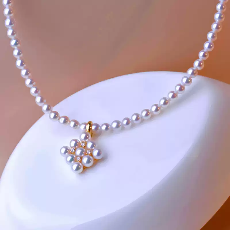 Akoya Pearl Necklace in 18K Gold