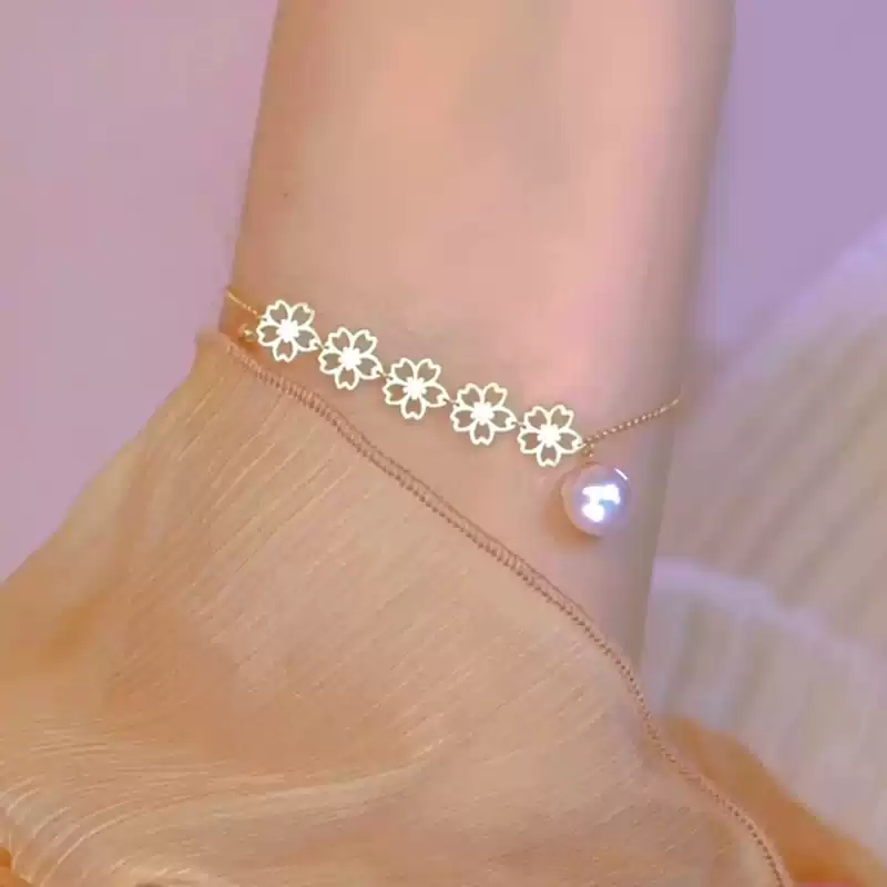 Akoya Single-Pearl Bracelet in 18K Gold
