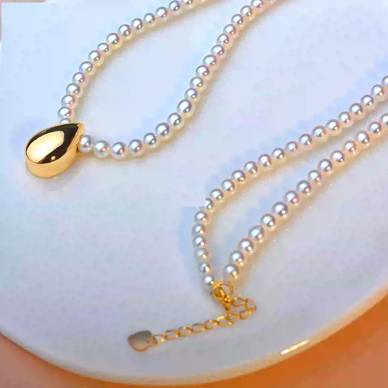 Akoya Pearl Choker Necklace in 18K Yellow Gold