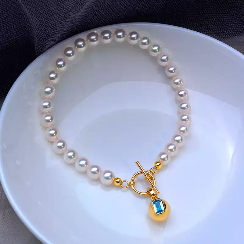 Akoya Pearl Bracelet in 18K Yellow Gold
