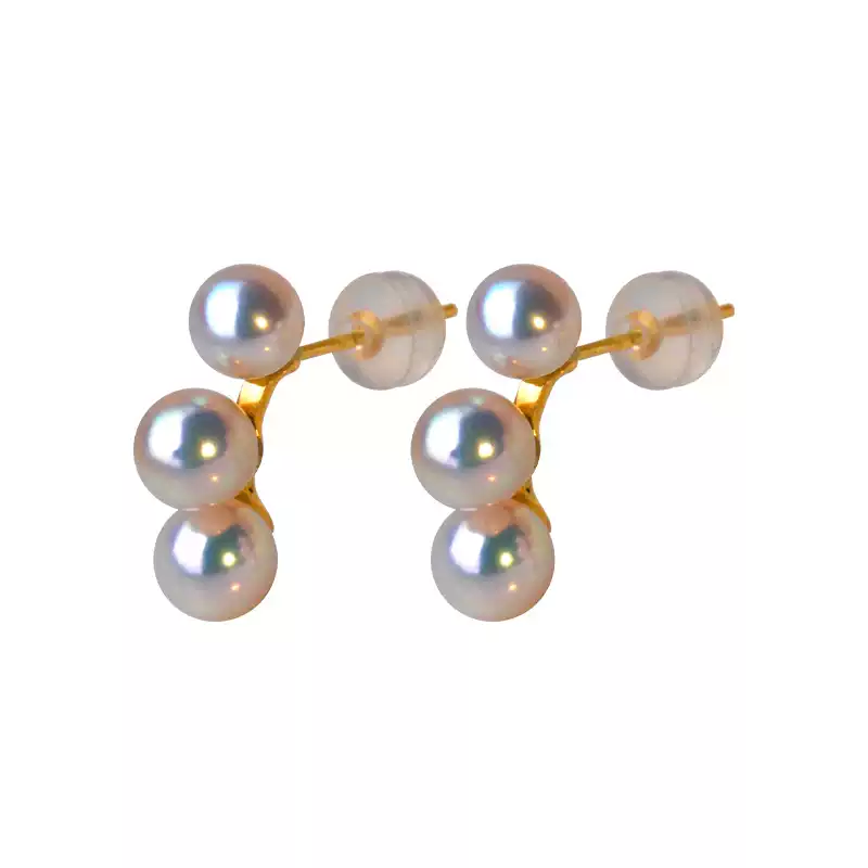 Akoya Baby Pearl Stud Earrings in 18K Gold with 4.5-5.5 mm Pearls