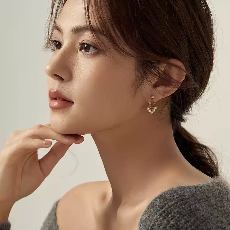 Akoya Multi-Pearl Stud Earrings in 18K Gold