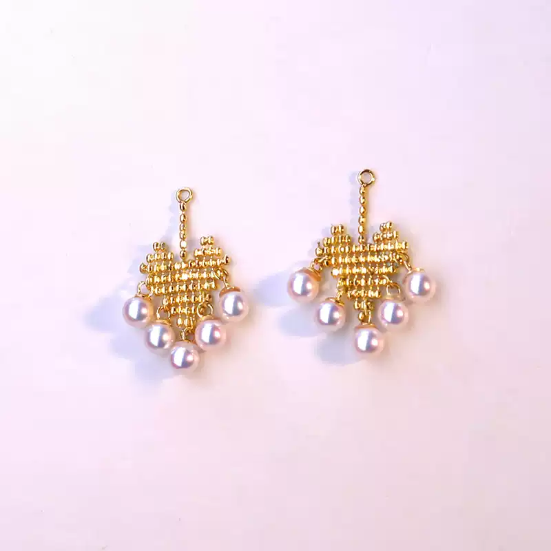 Akoya Multi-Pearl Stud Earrings in 18K Gold