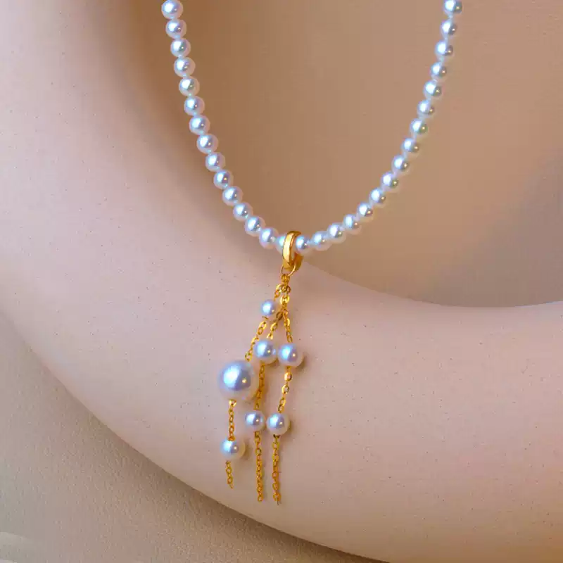 Akoya Elegant Pearl Pendant Necklace in 18K Yellow Gold
