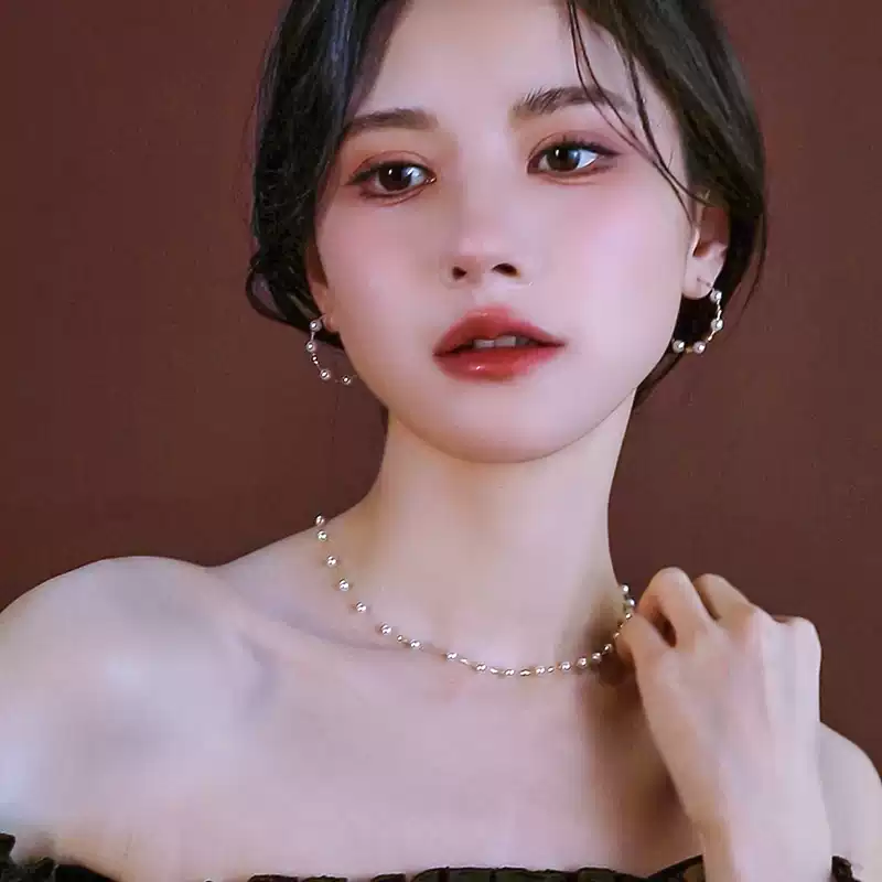 Akoya Light Bulb Baby Scattered Pearl Choker Necklace in 18K Gold