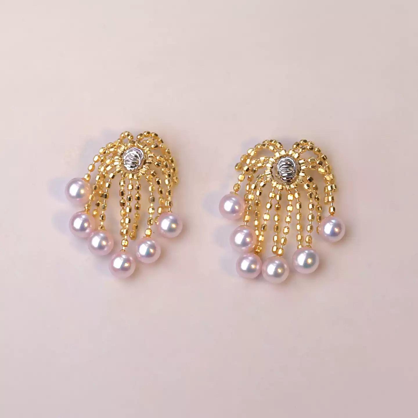 Akoya Pearl Stud Earrings in 18K Yellow Gold with 3-4 mm Pearls