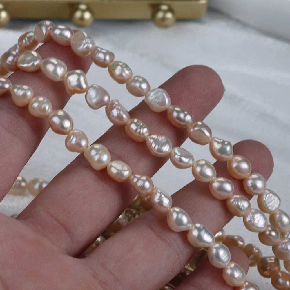 Minimal-Blemish Two-Side Luster Freshwater Baroque Pearl Strand