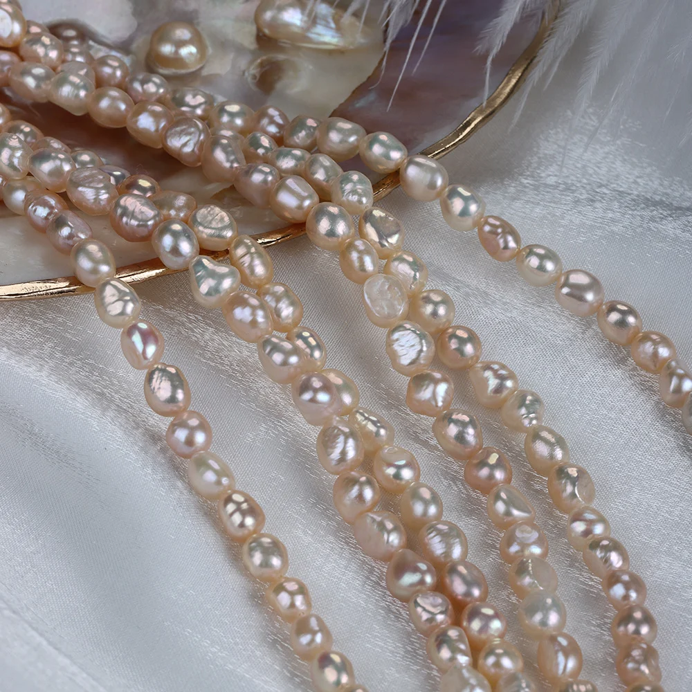 Minimal-Blemish Two-Side Luster Freshwater Baroque Pearl Strand