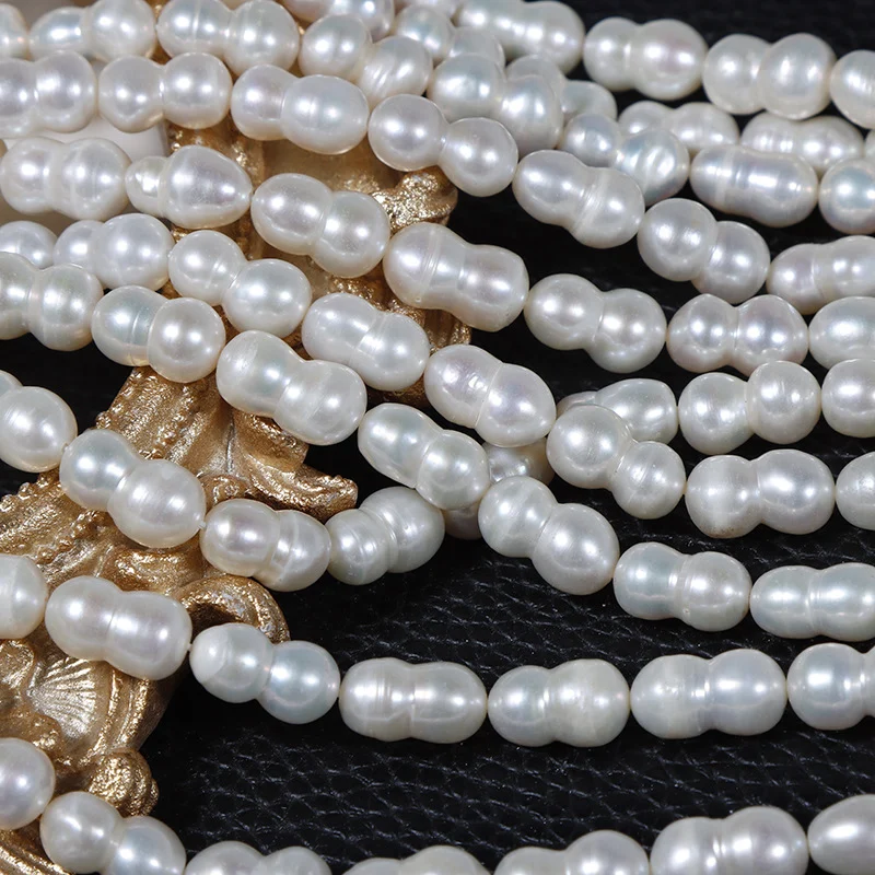 High-Luster Minimal-Blemish Gourd-Shaped Figure-8 Freshwater Baroque Pearl Strand