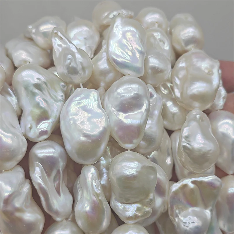 Strong-Luster Lightly Blemished Organic Freshwater Baroque Pearl Strand