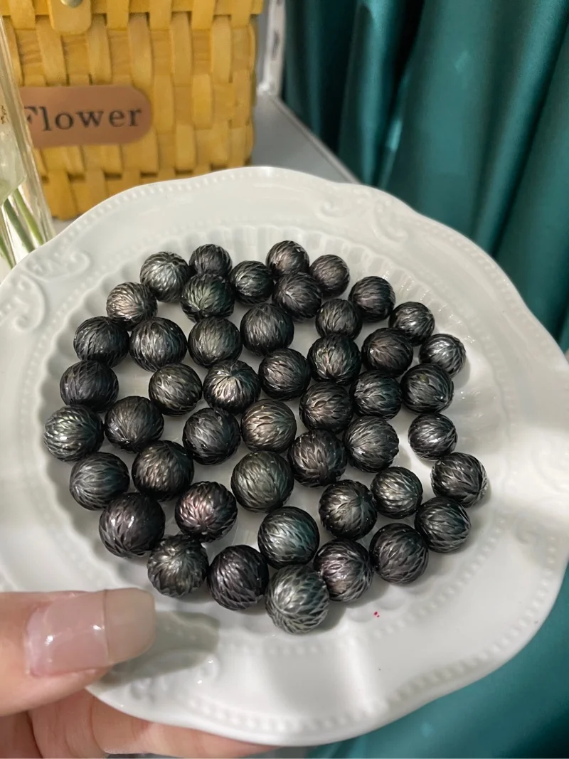 Dragon-Scale Tahitian Pearl, 10–14 mm — Single Pearl