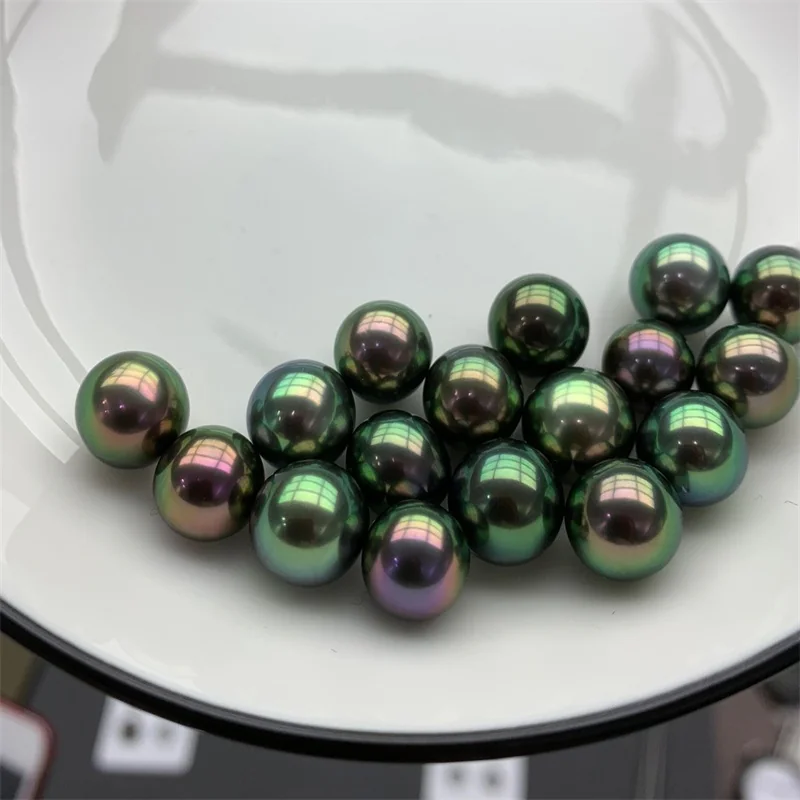 Peacock Green Tahitian Pearl, 9–12 mm — Single Pearl