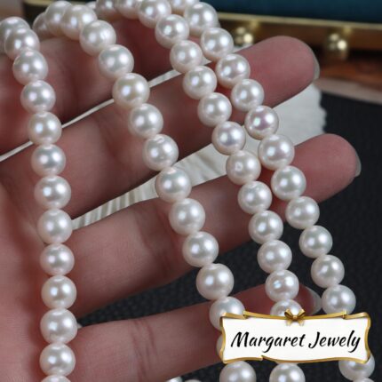 Near Round - 7-8mm - No Nucleus - With Small Pits