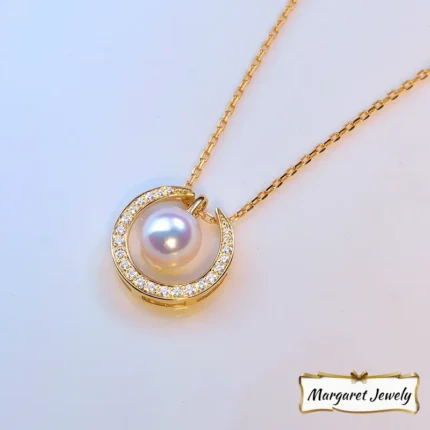 Akoya 7.5-8mm Hanadama-Grade Pearl Pendant Necklace in 18K Gold with Moon Motif