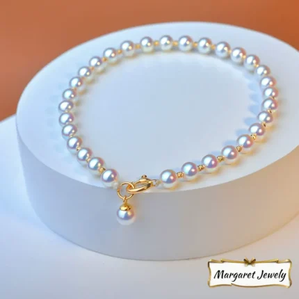 Akoya Full-Pearl Bracelet in 18K Yellow Gold, Round Pearls with Excellent Luster